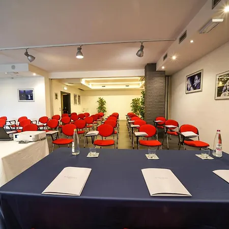 La Meridiana Bleisure Hotel